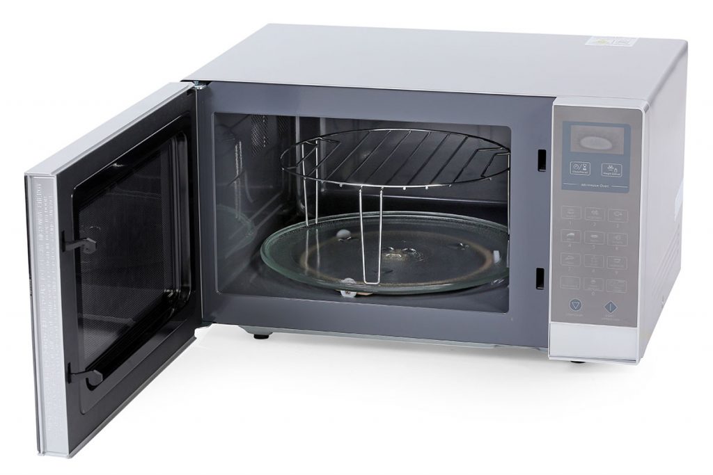 Perbedaan Oven dan Microwave, Mana yang Lebih Praktis? Artikel Tips