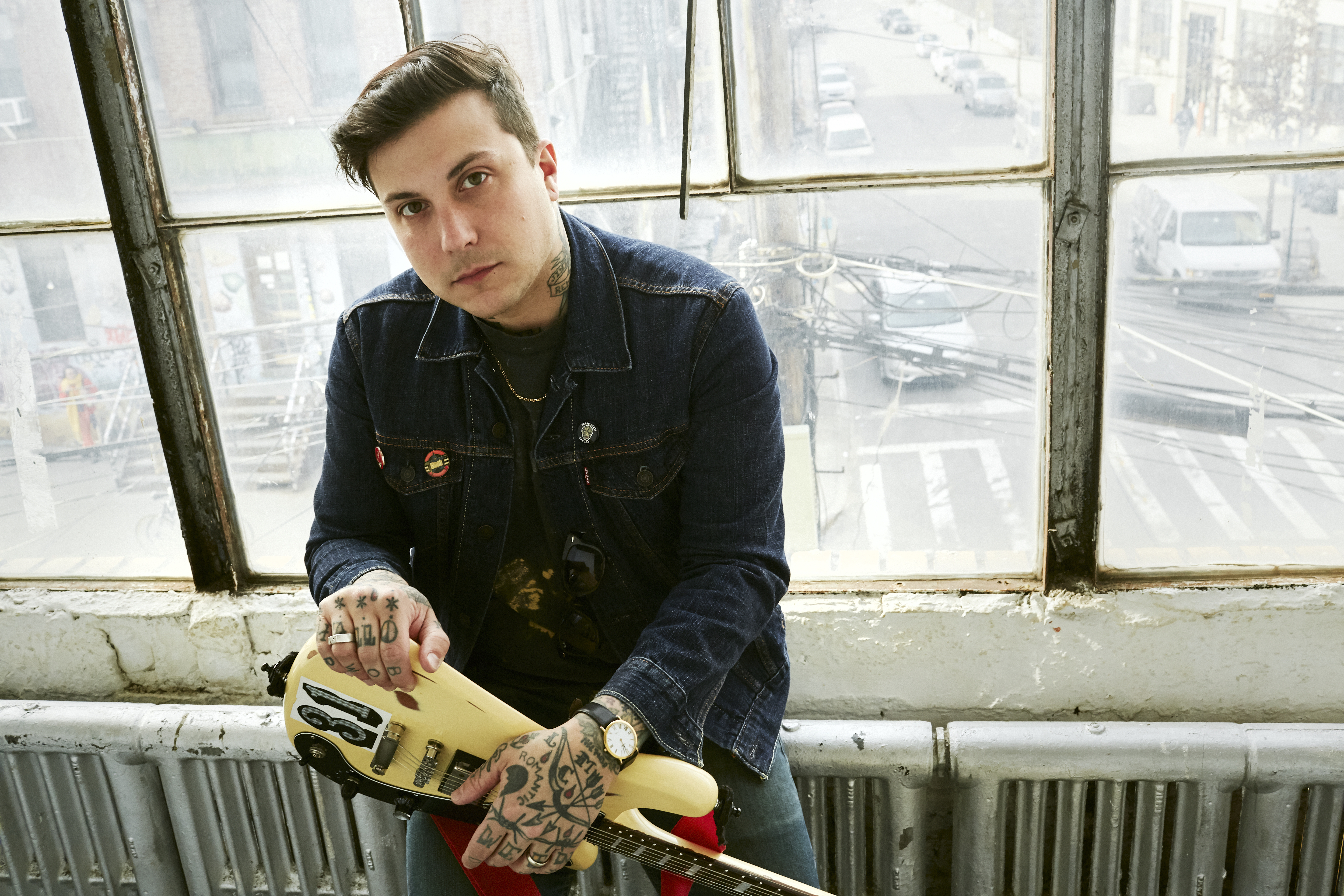 CreativeDisc Exclusive Interview with Frank Iero: “Barriers” adalah Album Terbaik yang Pernah Aku Ciptakan