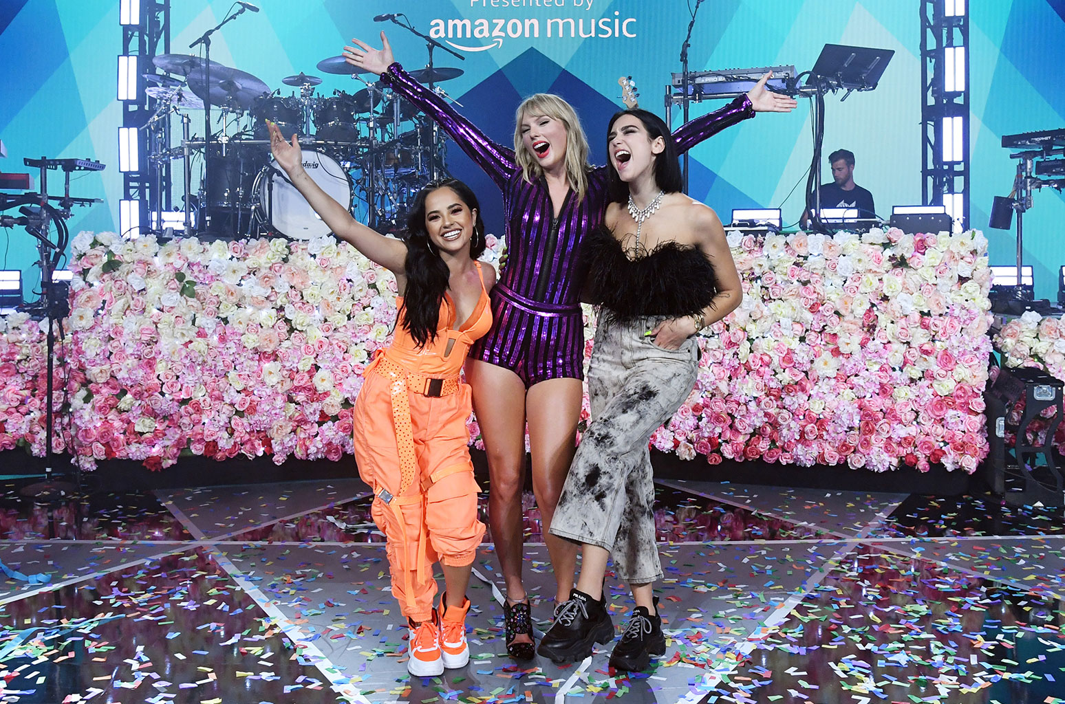 Taylor Swift, Dua Lipa, SZA, dan Becky G Menampilkan ‘Girl Power’ dalam Konser Amazon Prime Day