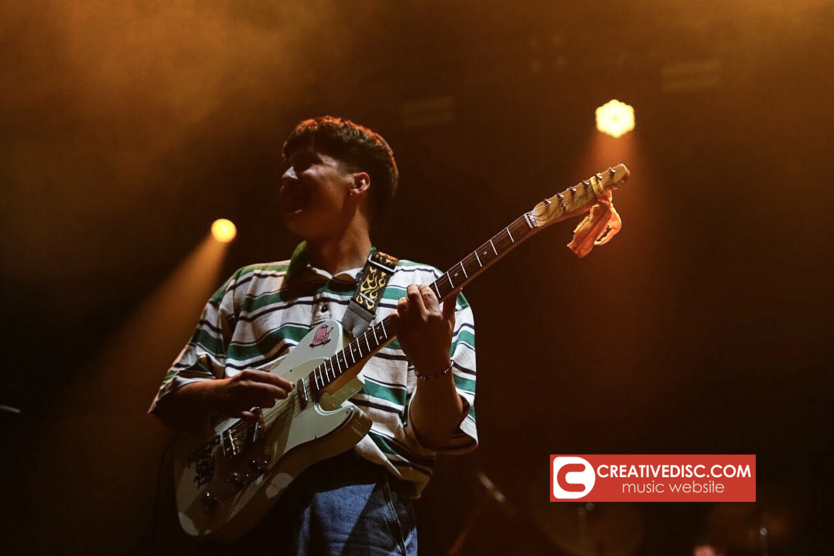 Boy Pablo Live in Jakarta; Penampilan Energik dan Perayaan Ulang Tahun di Kedatangan Kedua