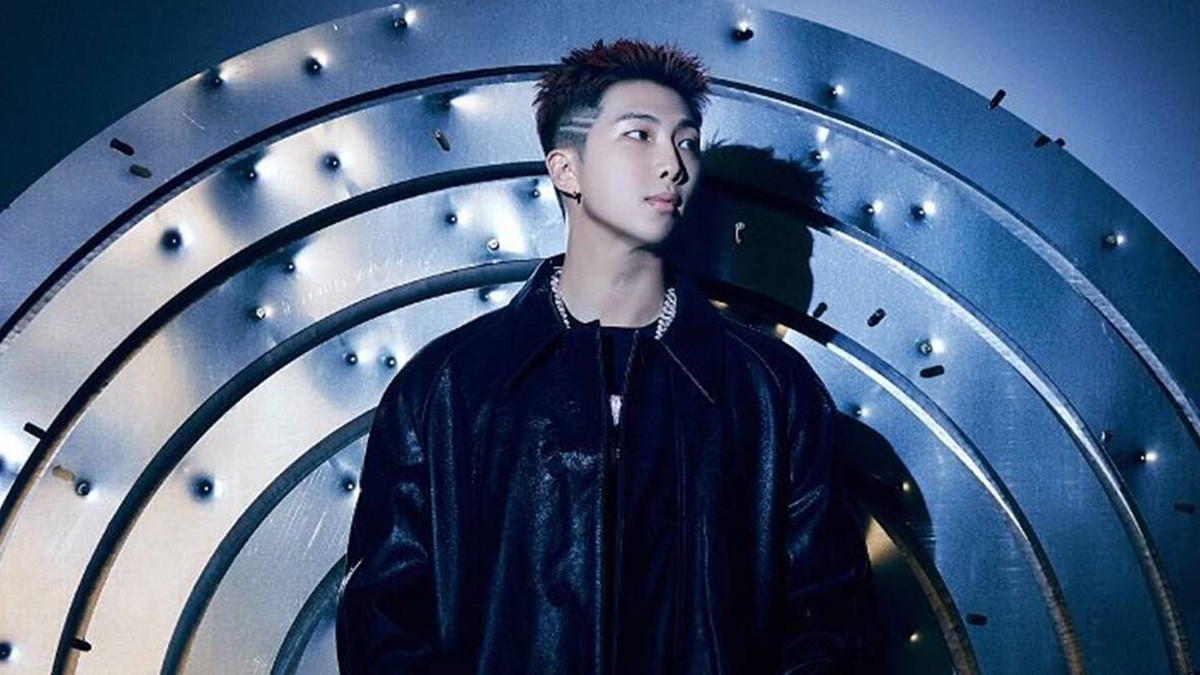 RM Rilis Solo Debut Album "Indigo" Sebagai Cerminan Diri