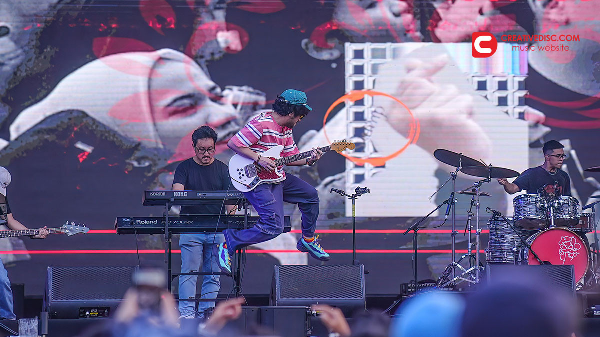 Berakhirnya Era "Mantra Mantra" dari Kunto Aji di Synchronize Festival 2023
