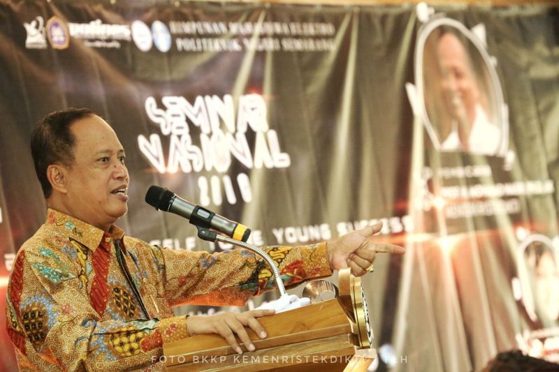 Menristek Dikti - M Nasir