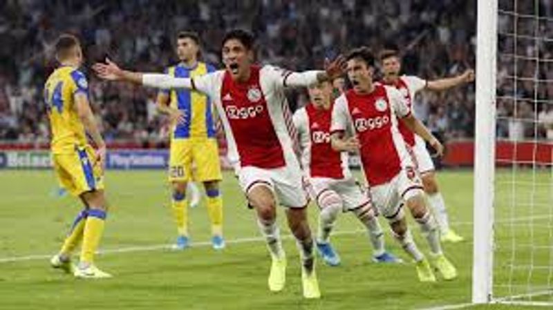 ajax lolos 2