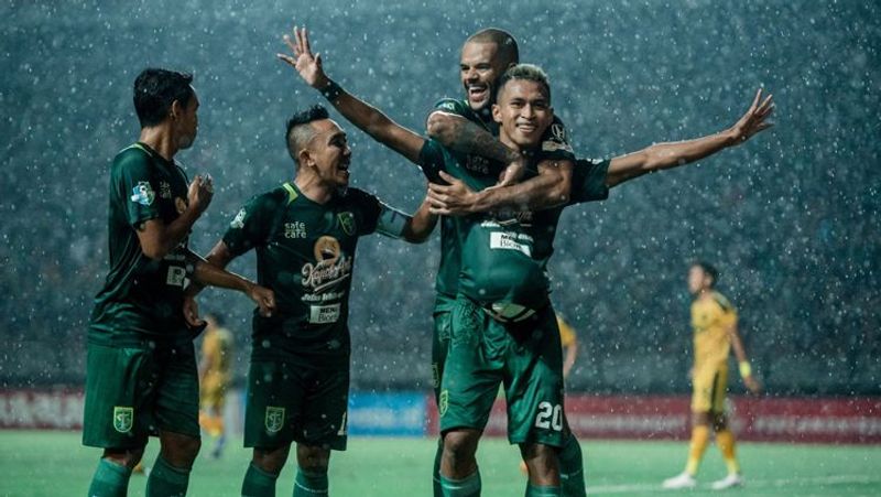 persebaya_surabaya_vs_bhayangkara