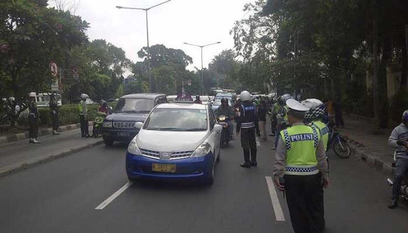 operasi patuh