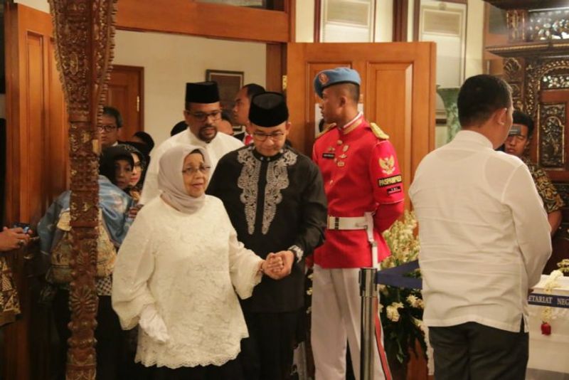 anies baswedan-takziah