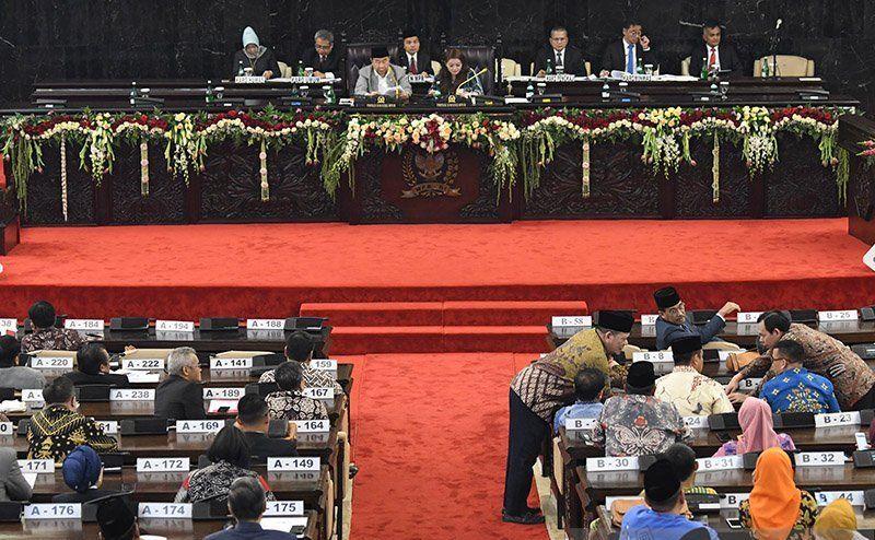 sidang paripurna MPR-RI