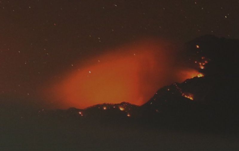 Gunung-Raung-kebakaran