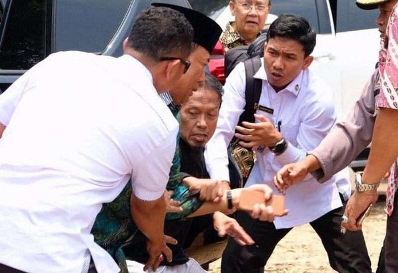 wiranto-ditusuk