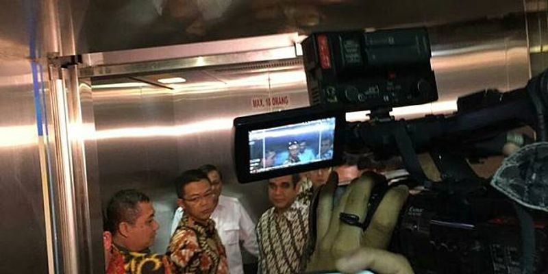 PRABOWO BESUK WIRANTO