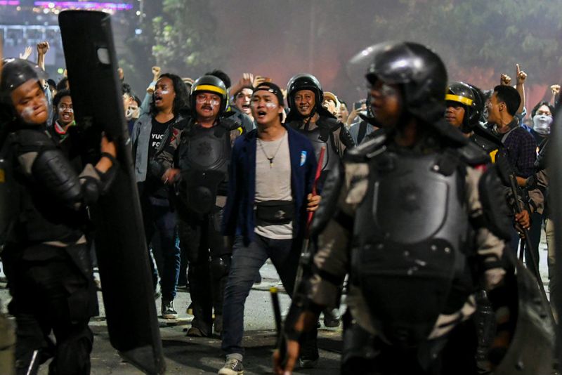 unjuk rasa polisi