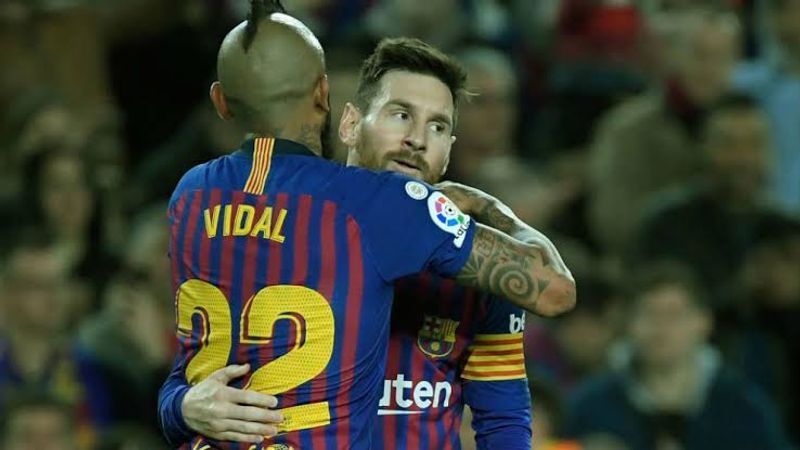 arturo vidal (marca com)