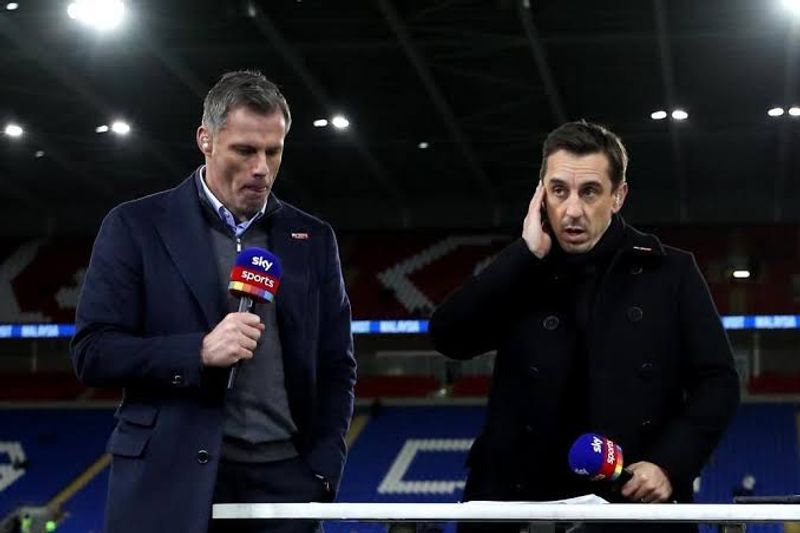 Gary Neville dan Jamie Carragher (kiri)- standard co uk