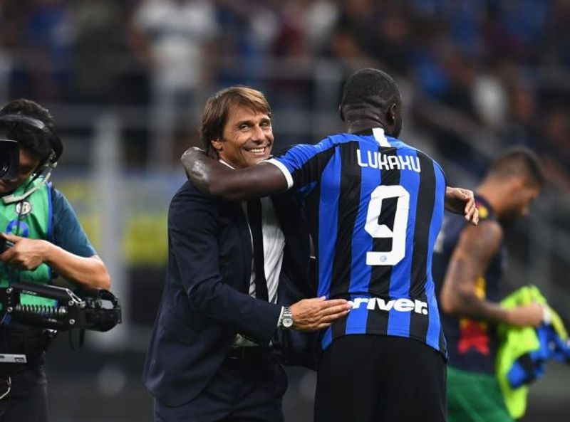 Lukaku dan Conte (metro co uk)