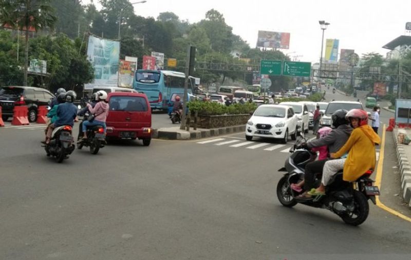 jalur puncak-uji coba