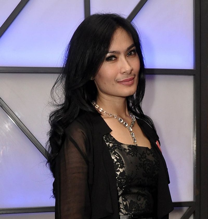 iis dahlia (cantika com)