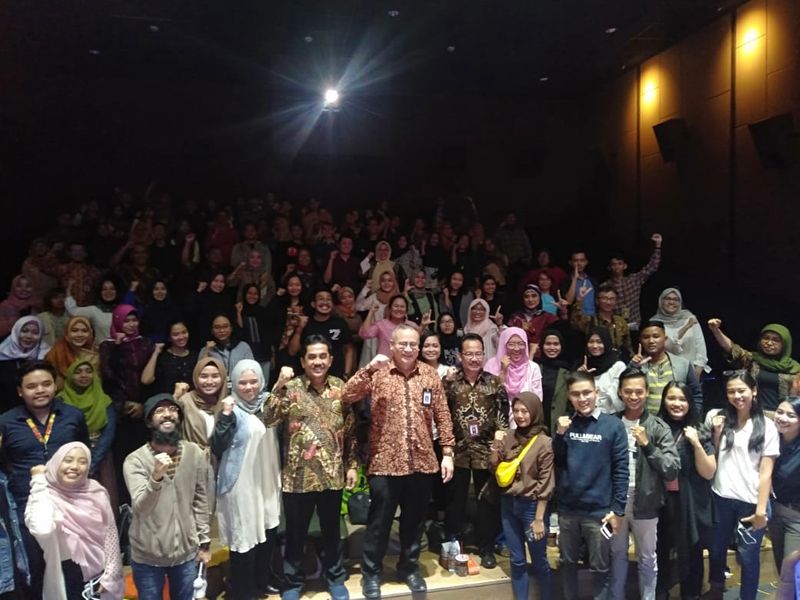 #SelasaBahasa Ajak Anak Muda Gunakan Bahasa Indonesia di Media Sosial