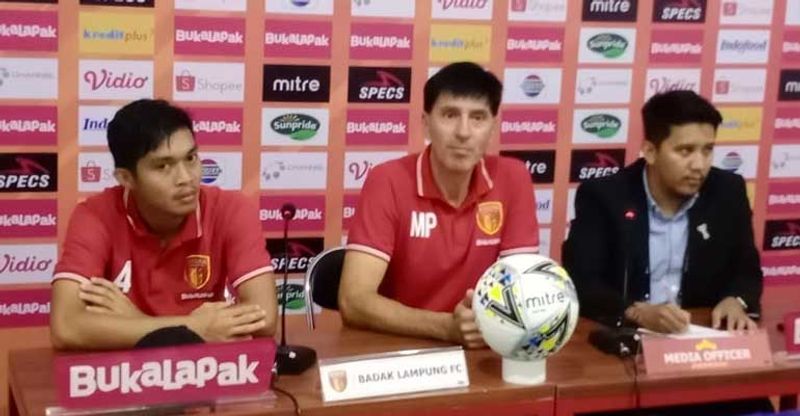 Pelatih Badak Lampung, milan petrovic (malangposonline com)