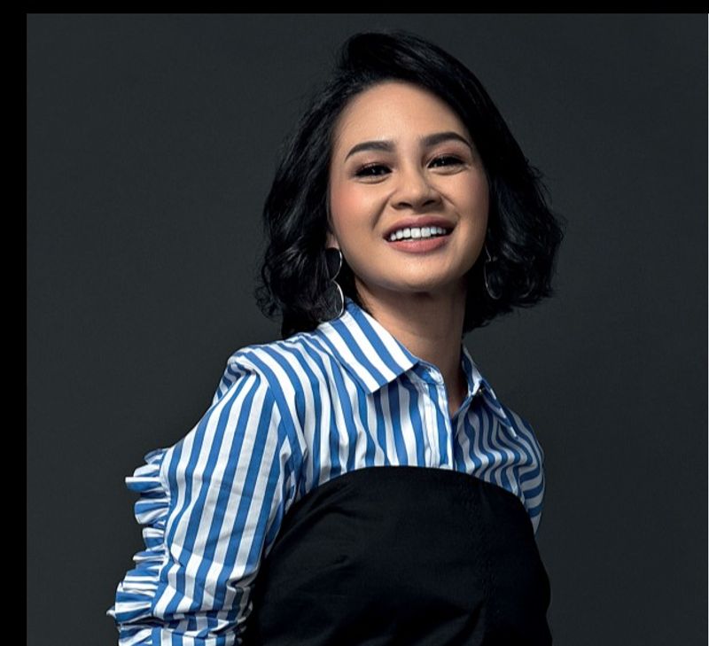 andien (herworldindonesia com)