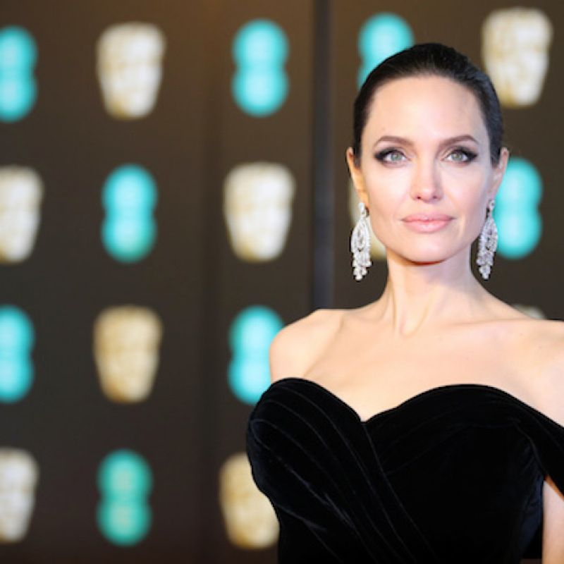 angelina jolie (mindfood)