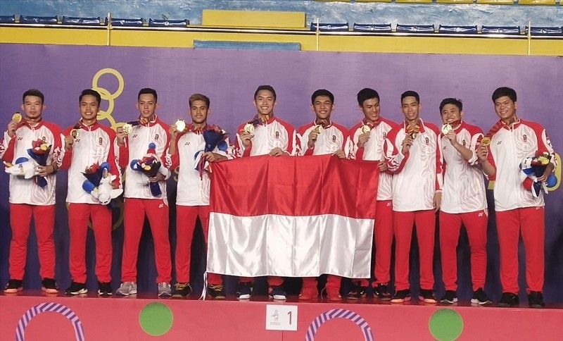 bulutangkis raih emas (rri co id)