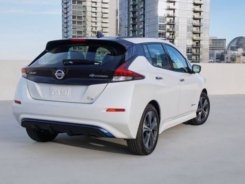 nissan leaf