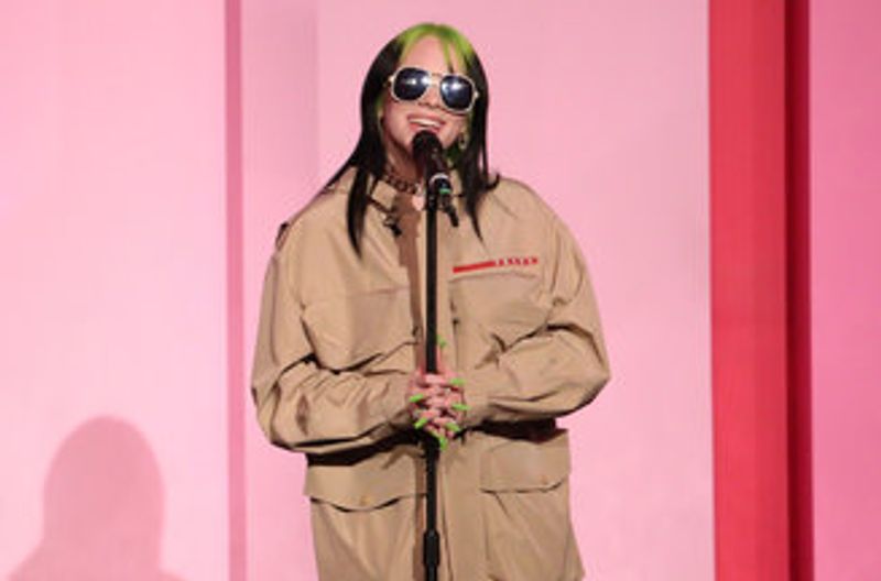 Billie Eilish (billboard com)