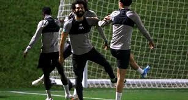 liverpool berlatih di doha (irishtimes com)