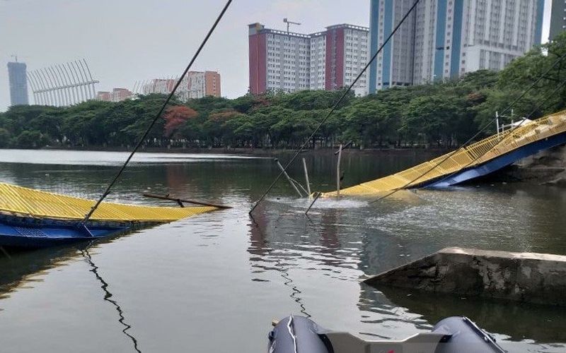 jembatan ambruk-utan kota kemayoran