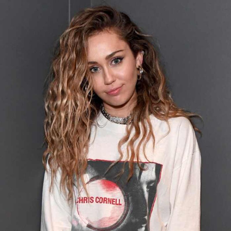 miley cyrus (eonline com)