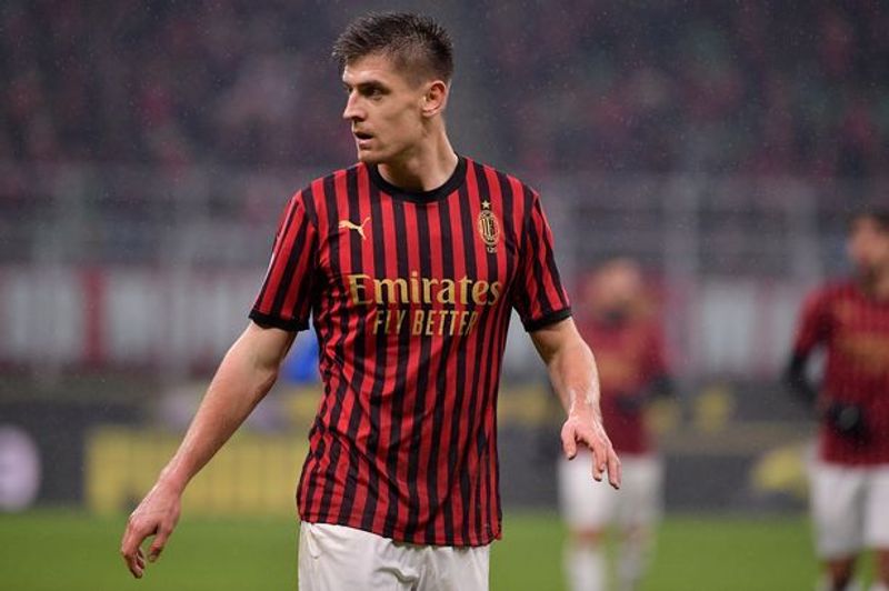 piatek (football london)