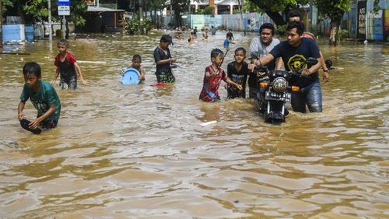 banjir-bukit-duri-antarafoto-4_ratio-16x9