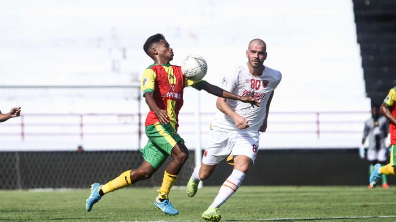 PSM Makassar vs Lalenok United