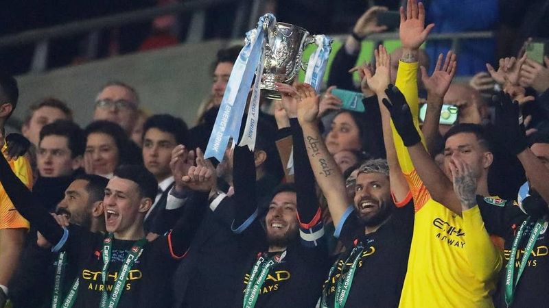 manchester city juara (standard co uk)