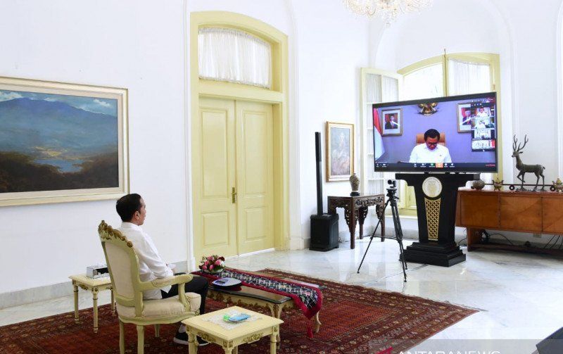 presiden -bantuan asing