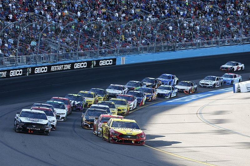 Nascar (autosport com)