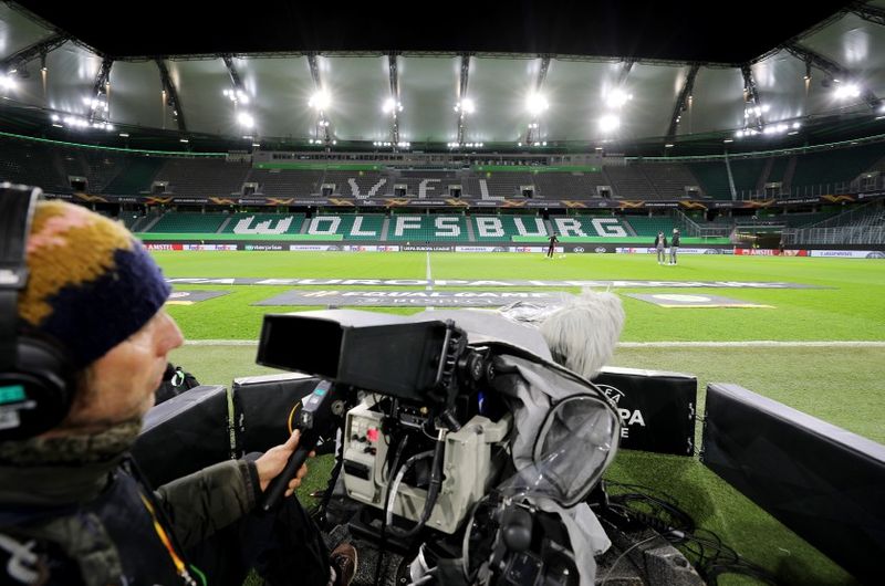stadion di norwegia kosong (latimes com)