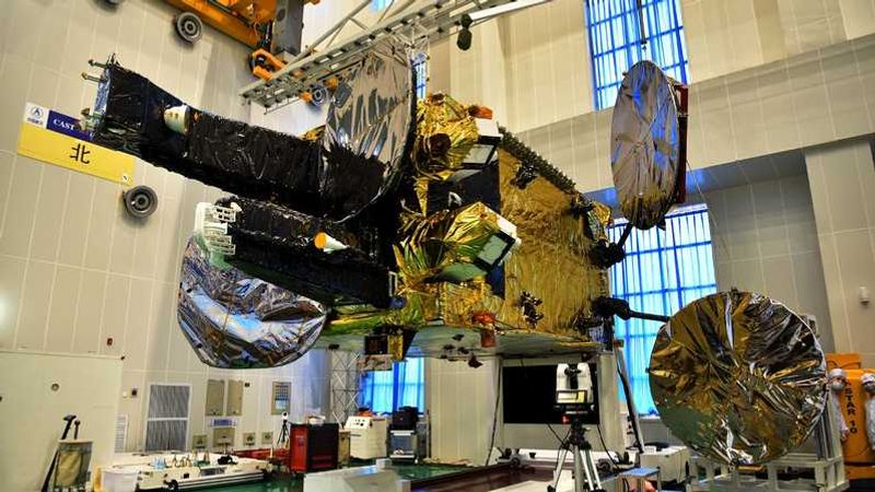 satelit nusantara dua