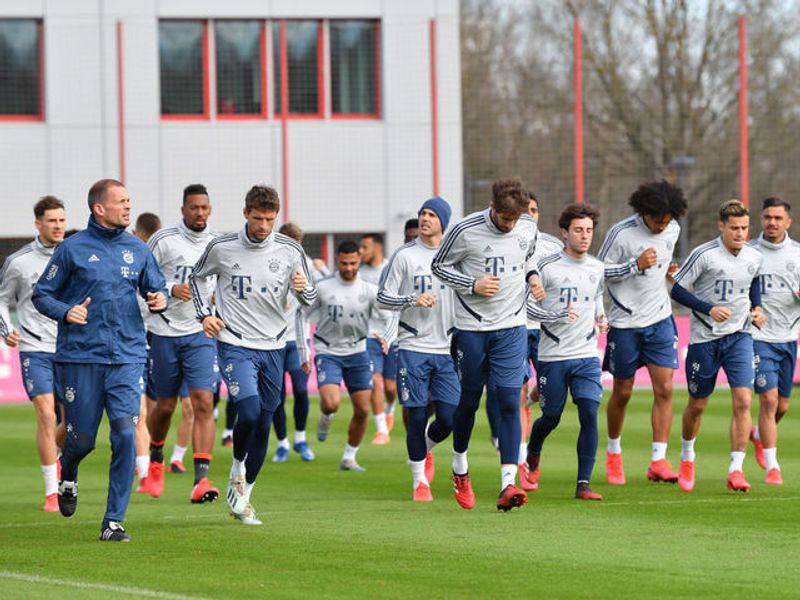 bayern muenchen berlatih (thescore com)