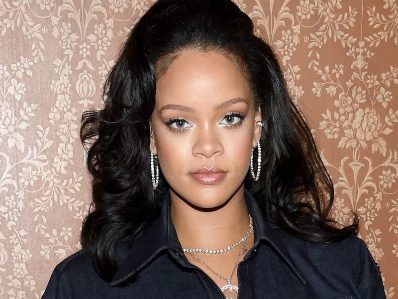 rihanna (insider com)