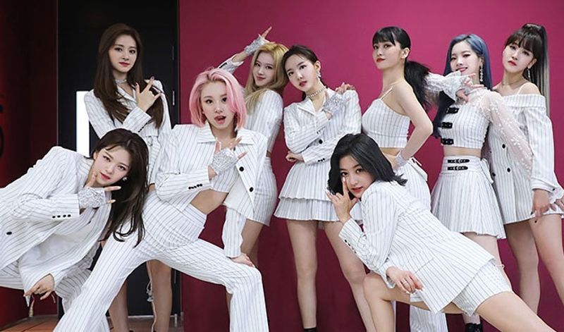 twice (kprofiles com)