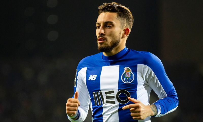 Alex Telles (dailymail co uk)