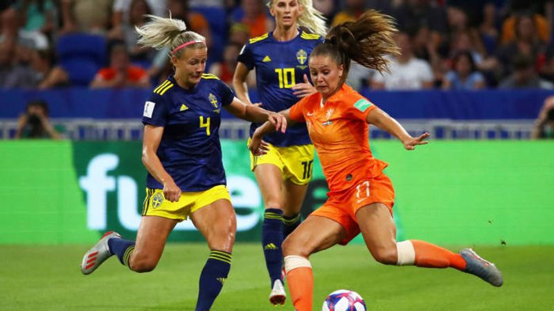 sepakbola wanita (ft com)