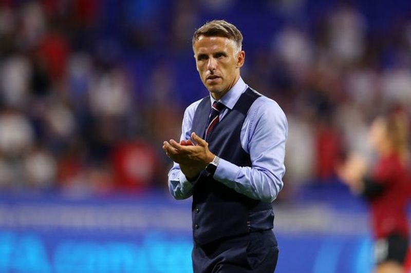 phil neville (manchestereveningnews com)