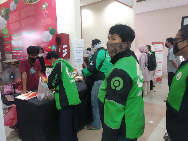 pengemudi-ojek-online-antre-di-ttic-kementan-foto-dari-kementan-85