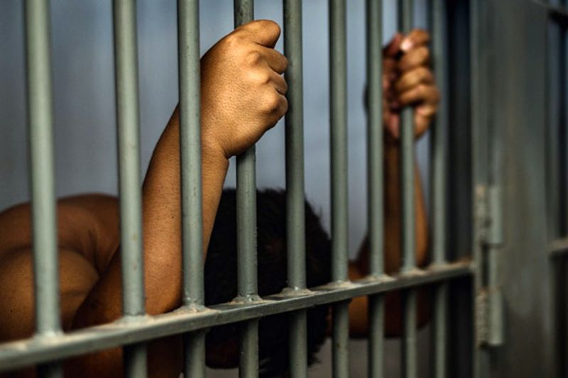 langgar-perintah-di-rumah-aja-malaysiapenjarakan-58-orang-pyg