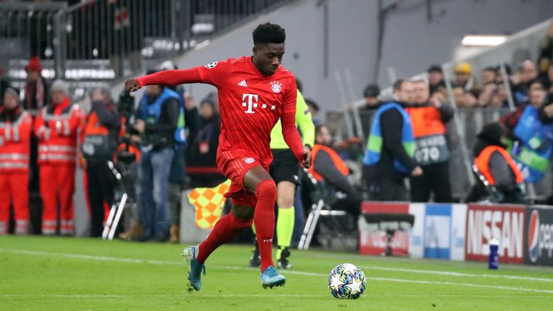 Alphonso Davies (fcbayern com)