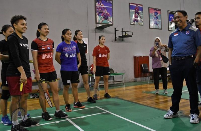menpora-tinjau-persiapan-tim-thomas-uber1