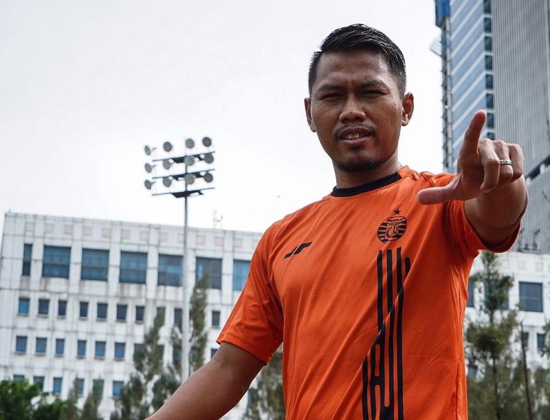 tony sucipto (persija id)